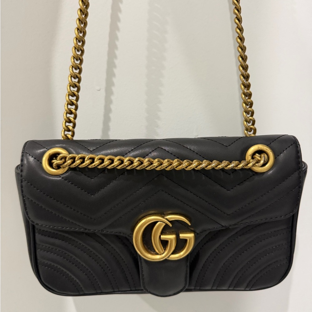 Gucci flap bag in medium